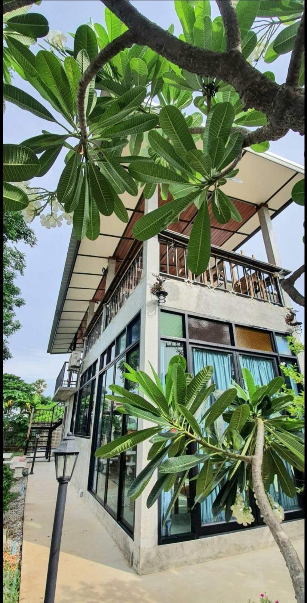 Baan Rabiangdao Uthaithani Uthajthani Kültér fotó